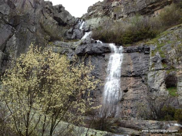 Cascada en Valverde de los Arroyos