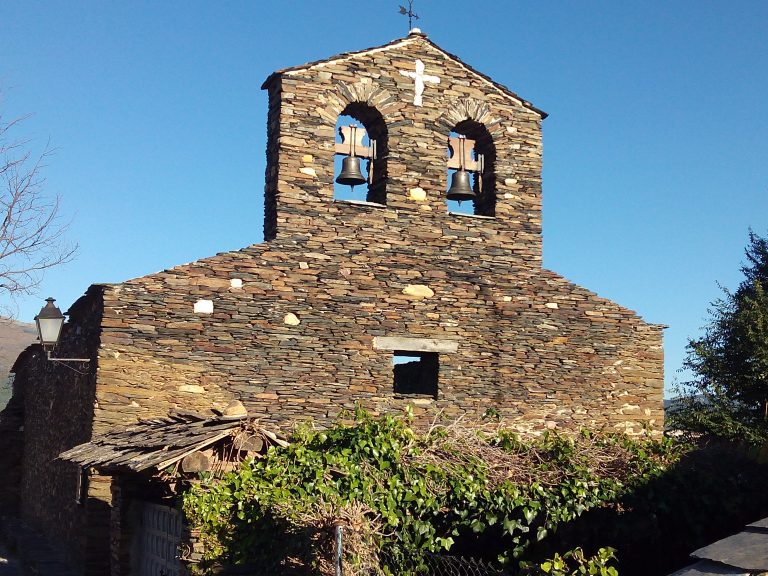 Iglesia de Roblelacasa (pedanía de Campillo de Ranas)