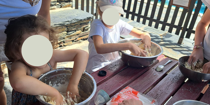 taller cocina niños en casa rural de campillejo