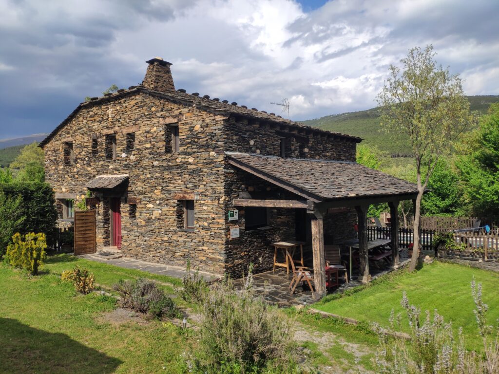 casa rural la pizarra negra